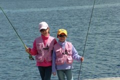 Girls-fishing-w-rods