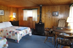 grants-camps-sporting-camp-cabin-royal-blue-indoor1-rangeley-maine